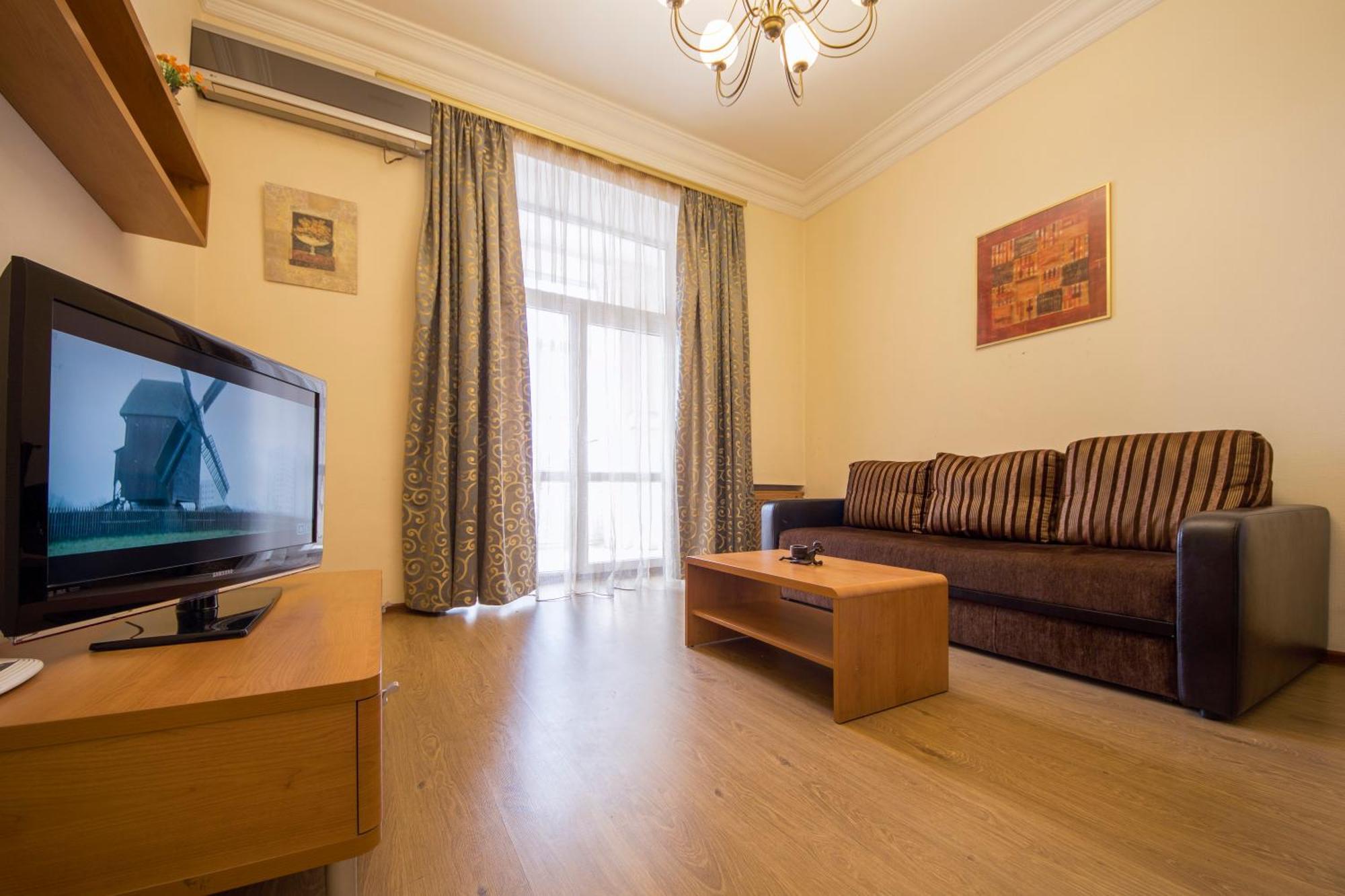 Central Apartments Киев Экстерьер фото