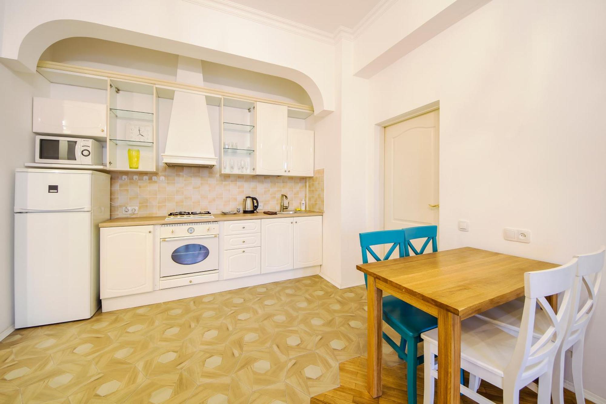 Central Apartments Киев Экстерьер фото