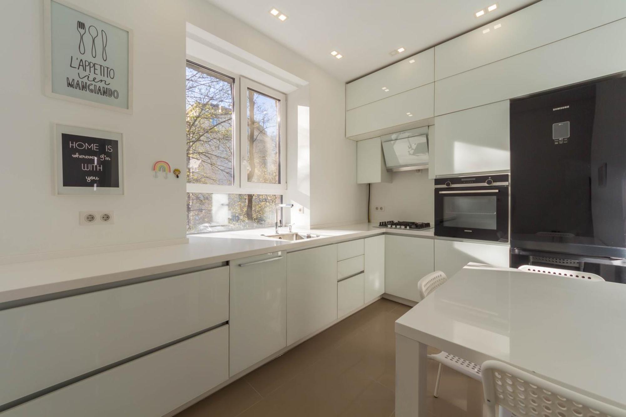 Central Apartments Киев Экстерьер фото